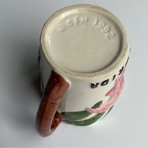 Vintage Flamingo Mug Embossed Pink White 1992 Ceramic says Florida Birds Nature - Picture 12 of 15
